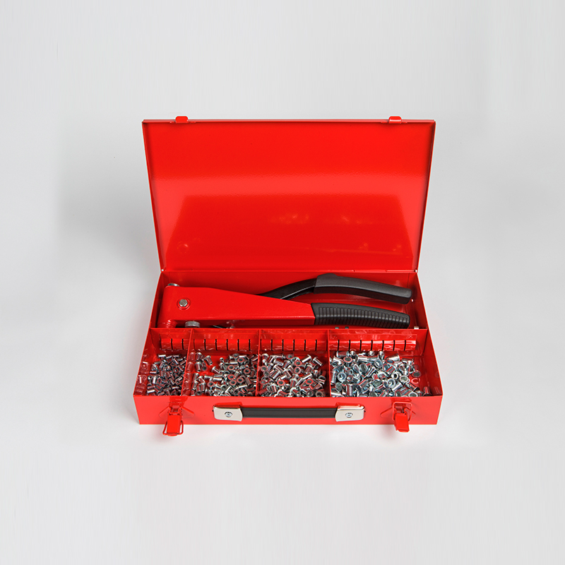 CASSETTA CON RIVETTATRICE CNX5 M3-M5