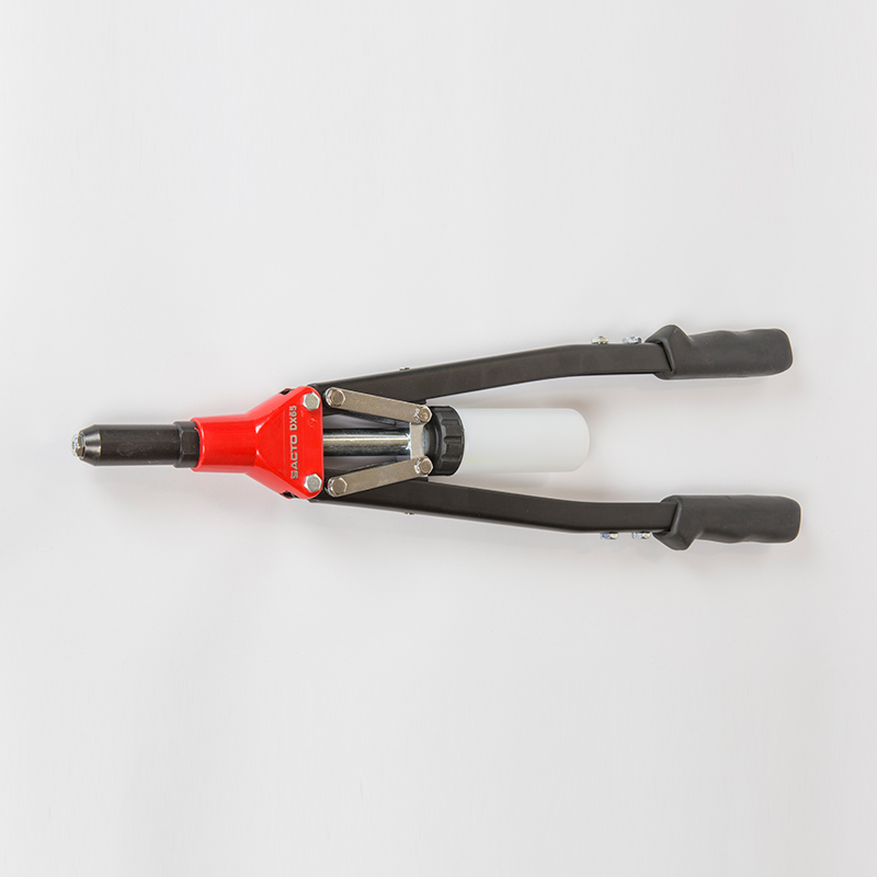 RIVETTATRICE A LEVE DX-65