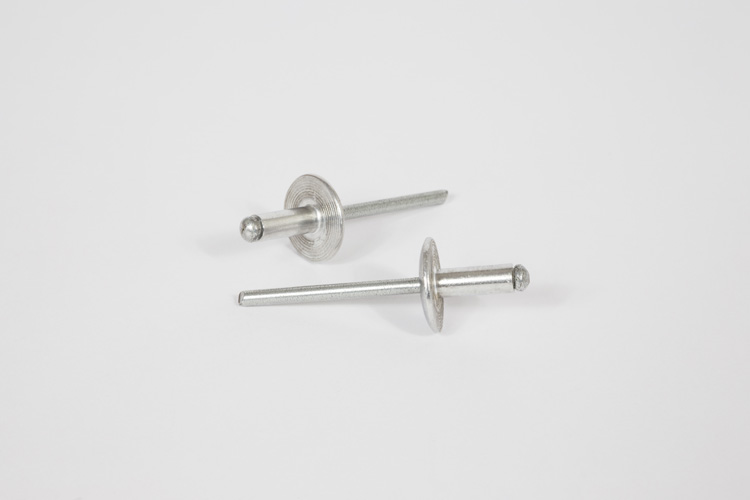 Rivetti in alluminio chiodo acciaio zincato a testa larga